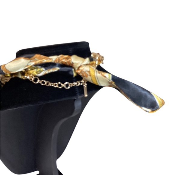 Nine West Gold Chain Necklace - Picture 3 of 3